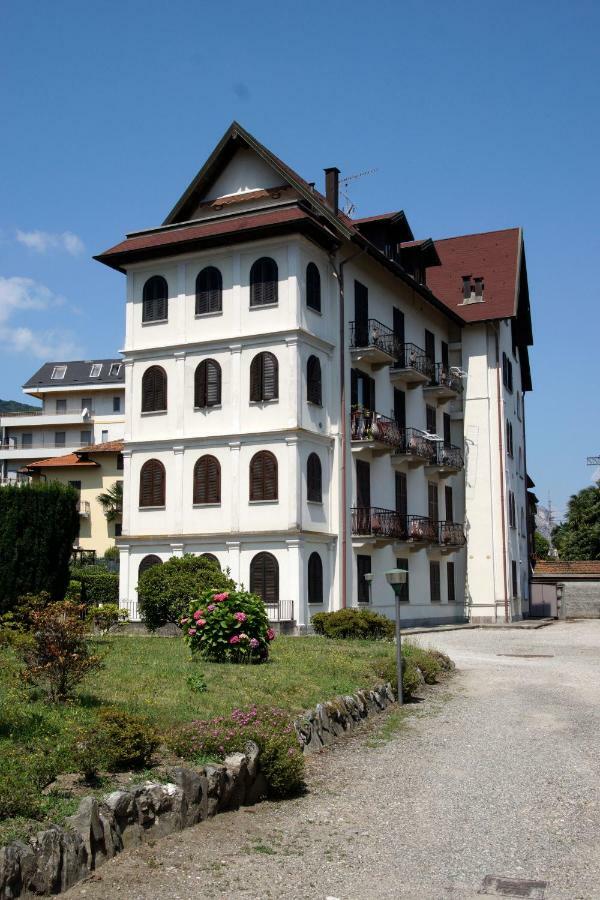 La Pineta Apartment Stresa Luaran gambar