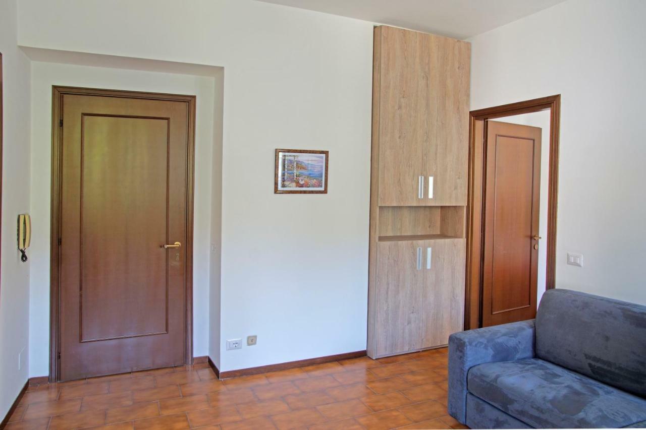 La Pineta Apartment Stresa Luaran gambar